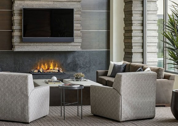 Basic-Fireline Top 400 mit Dekorholzauflage 600 in Wohnzimmer